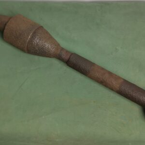 German-soldier-loading-8.8cm-Panzerschreck-rocket-into-launcher-tube